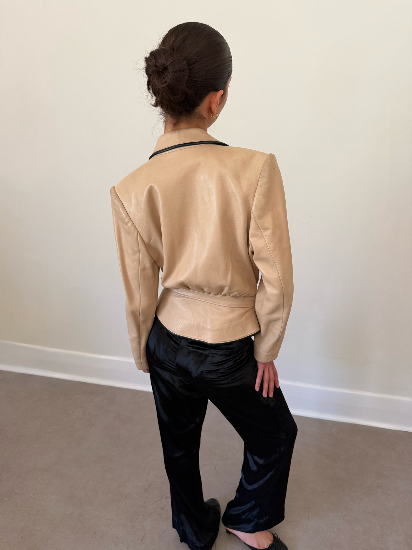 (rare) 90s jitrois beige leather jacket