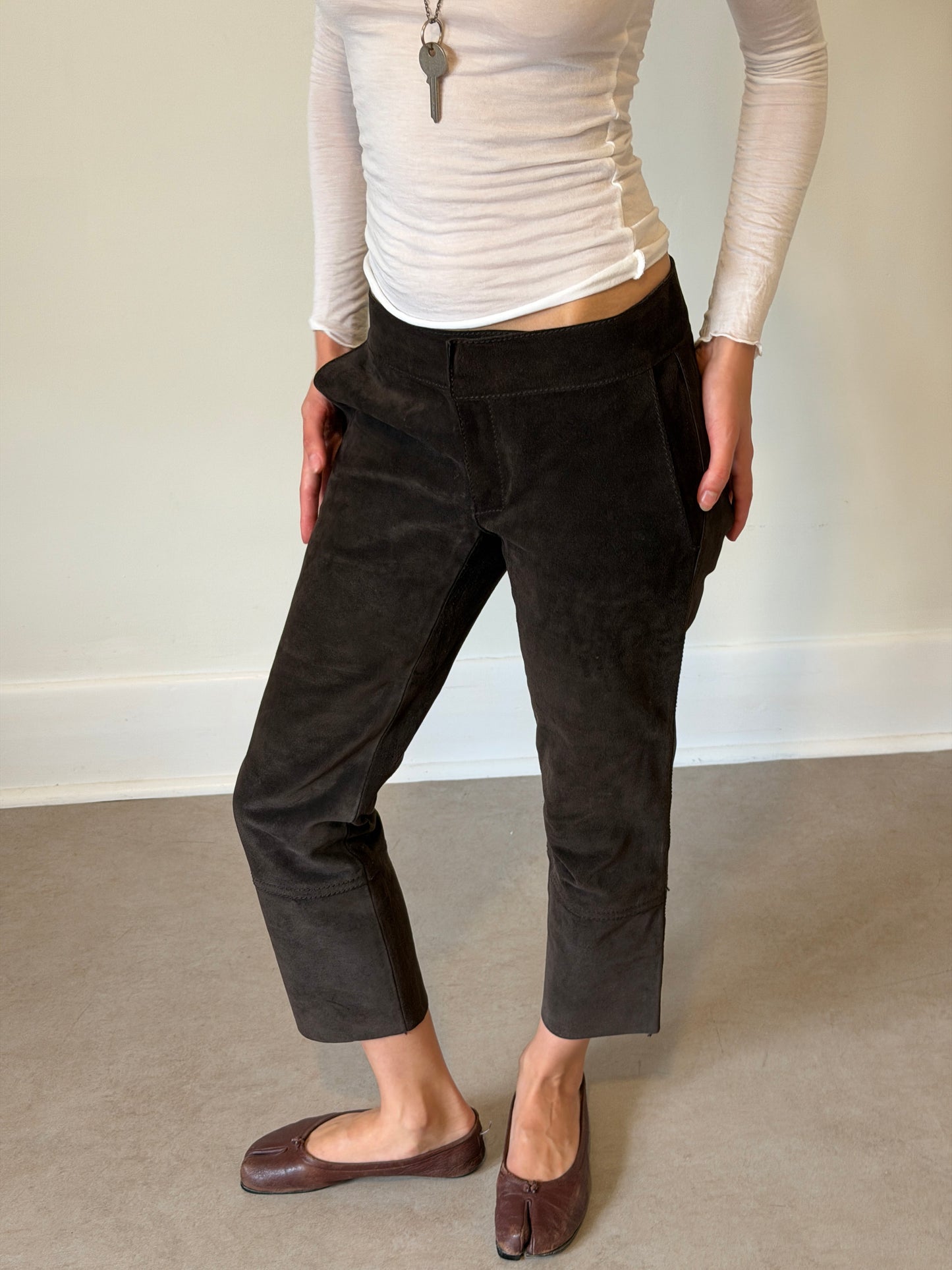 gucci by tom ford suede leather short pants