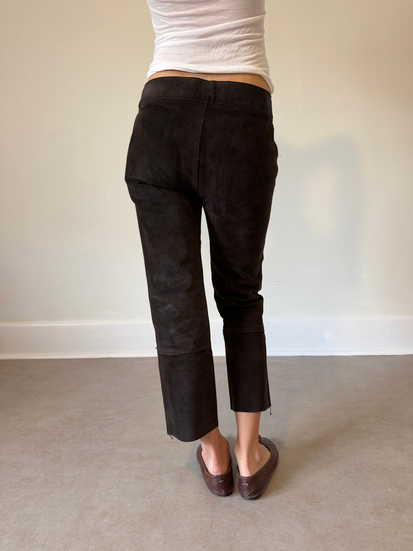 gucci by tom ford suede leather short pants
