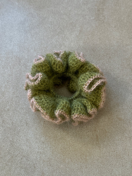 eina scrunchie (rue)
