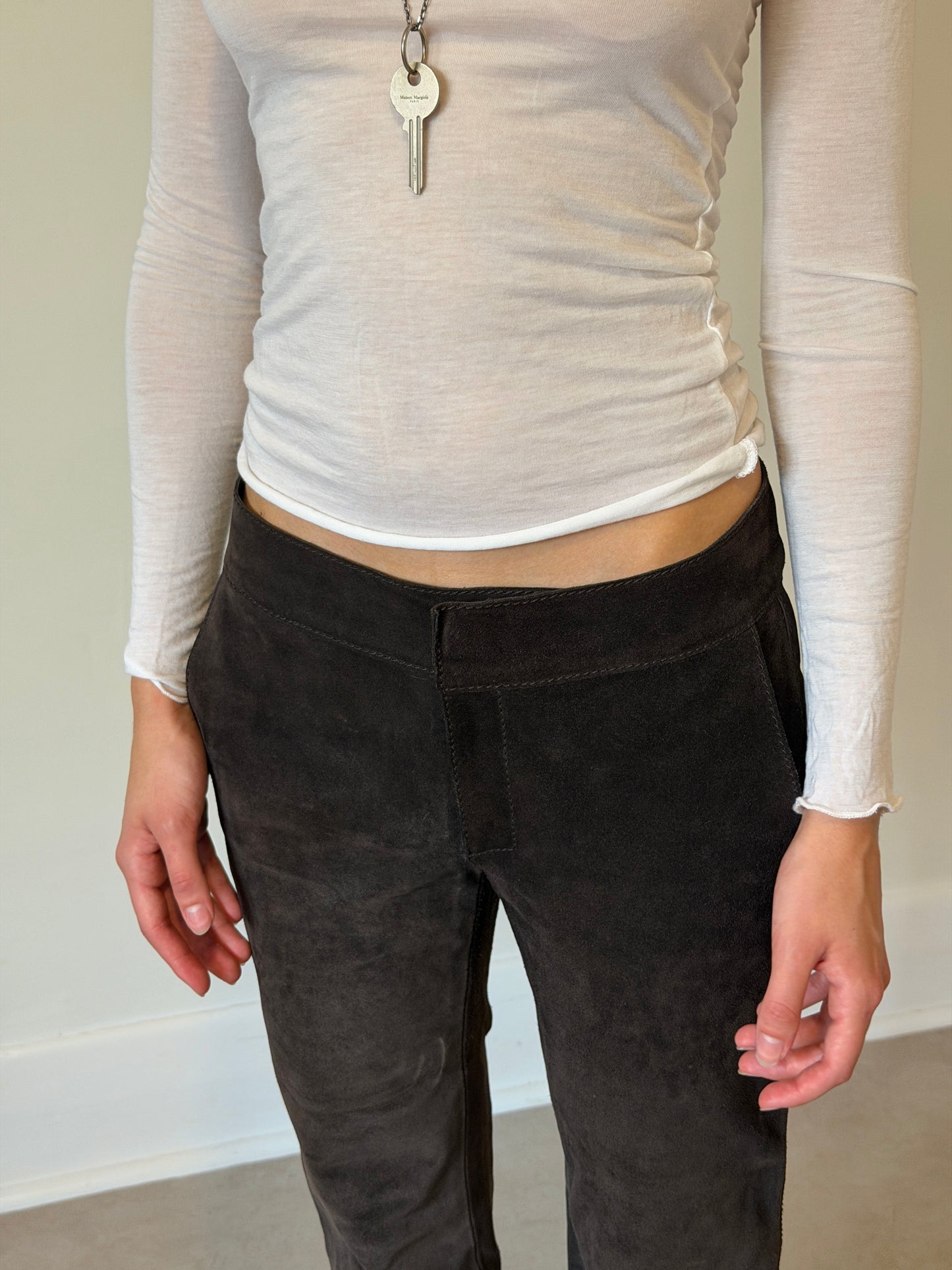 gucci by tom ford suede leather short pants