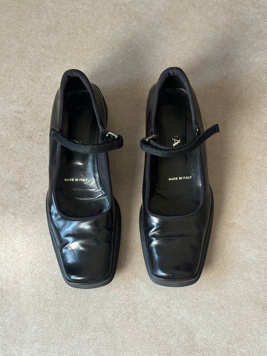 (early 2000s) prada black square toe mary janes