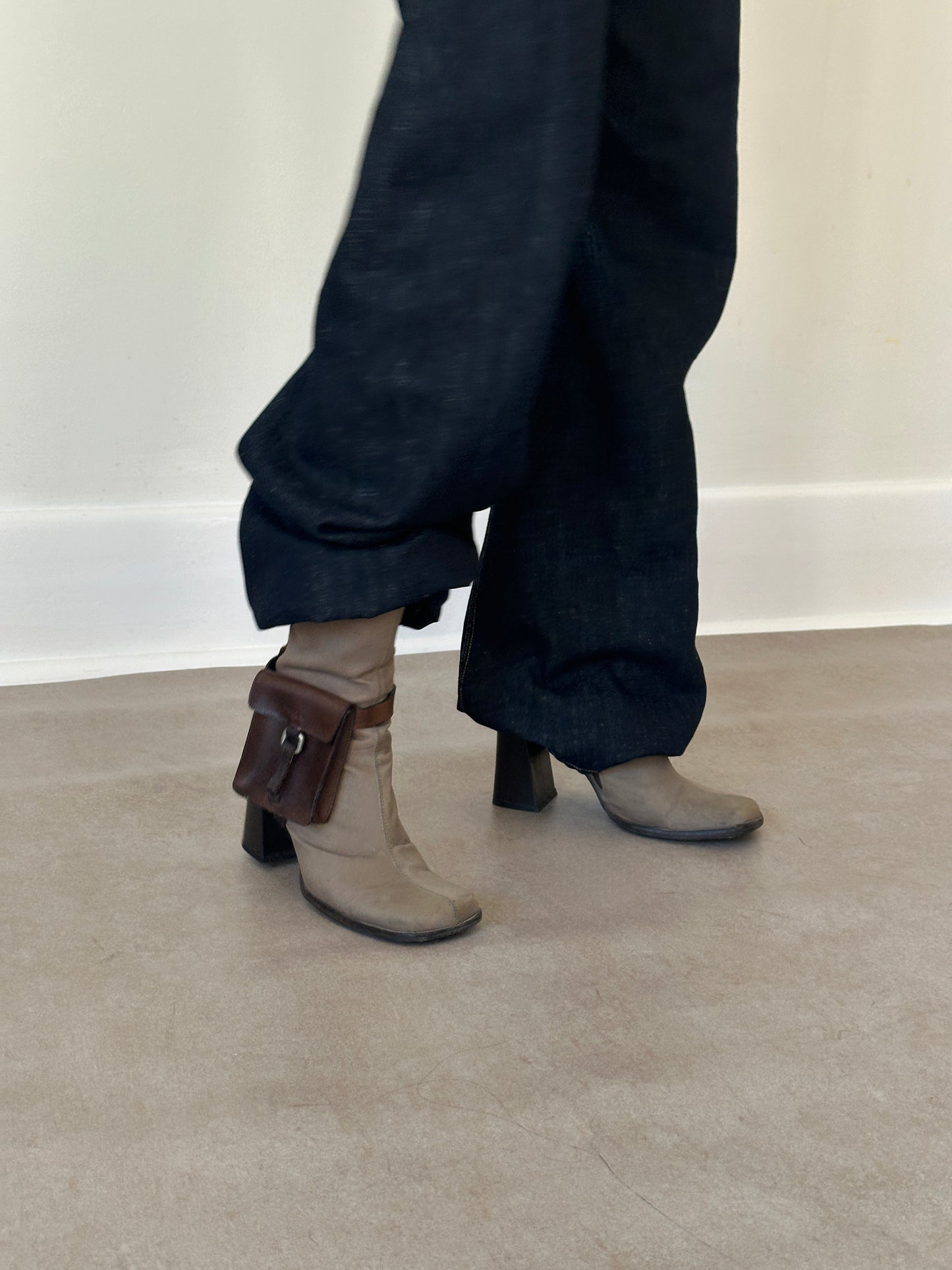 (rare) prada fw 1999 cargo pocket boots