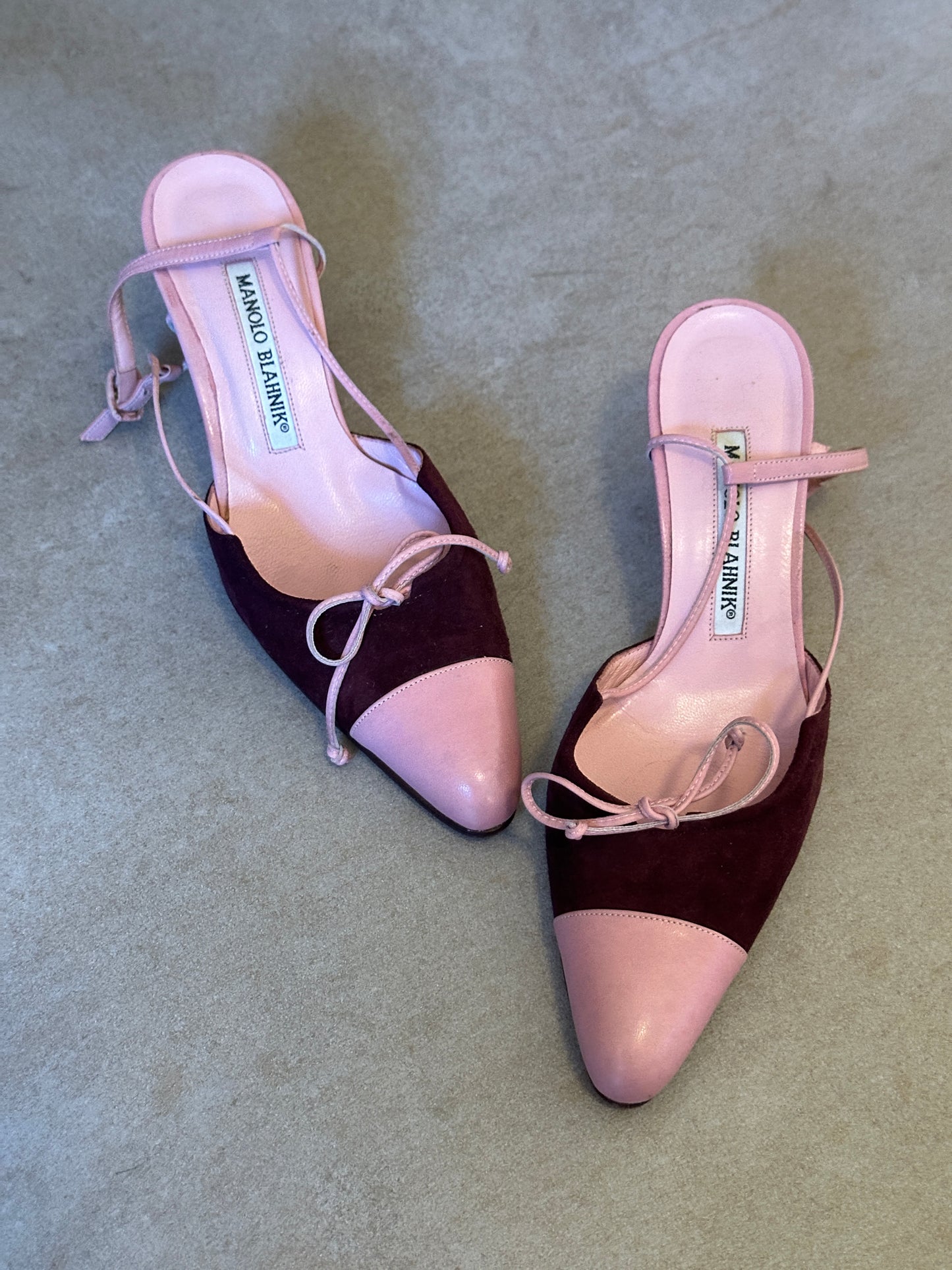 (early 2000s) manolo blahnik blush pink and wine red slingback heels