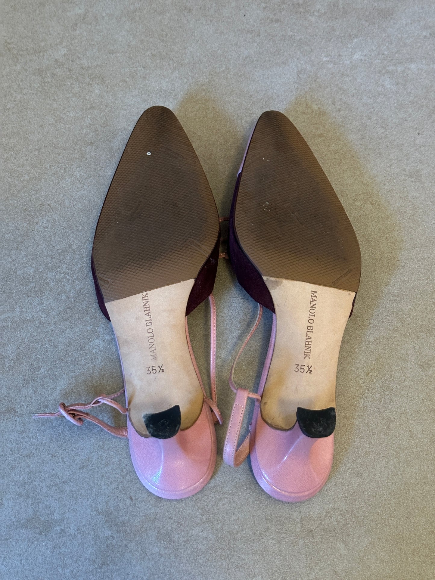 (early 2000s) manolo blahnik blush pink and wine red slingback heels