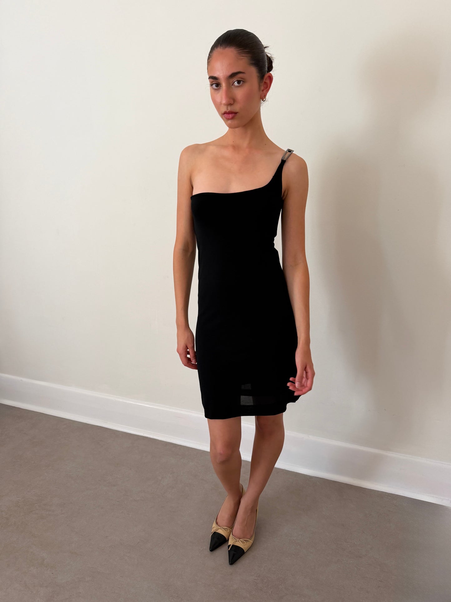 (rare) gucci spring 1998 silver buckle dress