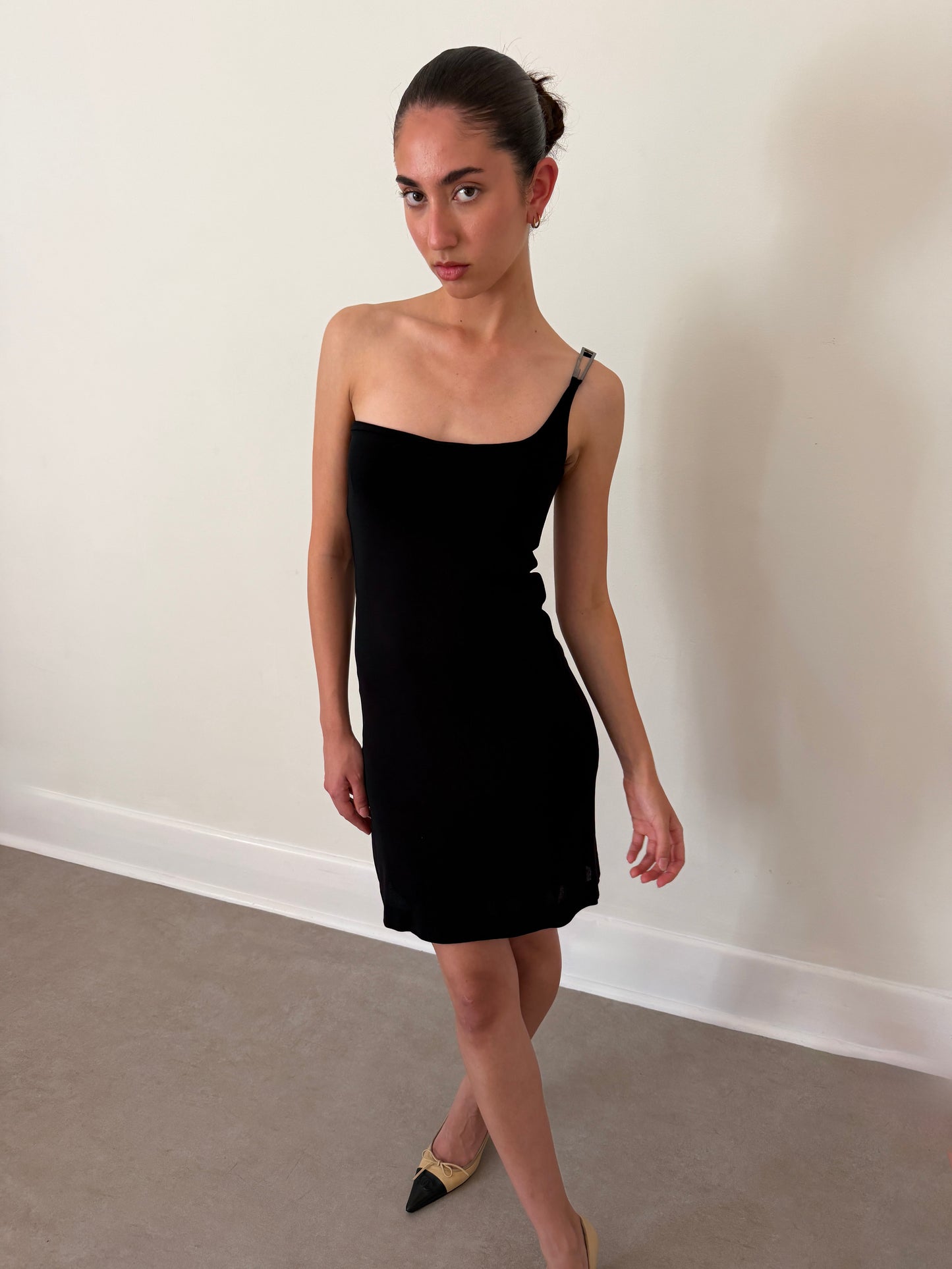 (rare) gucci spring 1998 silver buckle dress