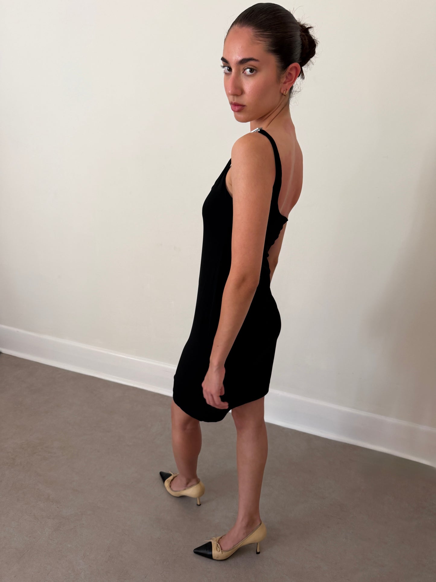 (rare) gucci spring 1998 silver buckle dress