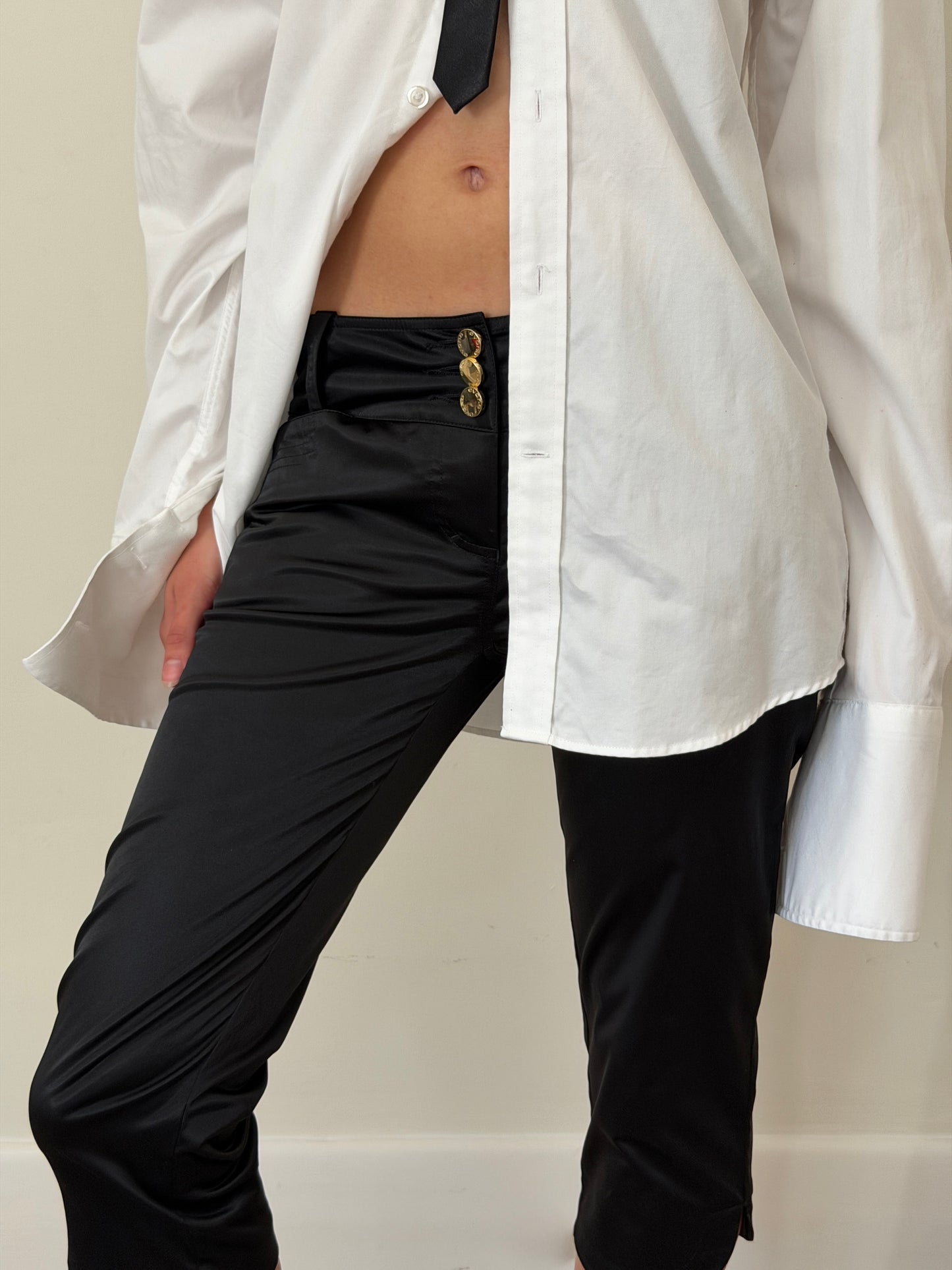 2000s satin short pants