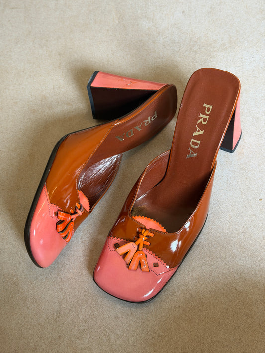 prada fall winter 1999 leaf appliqué runway heels