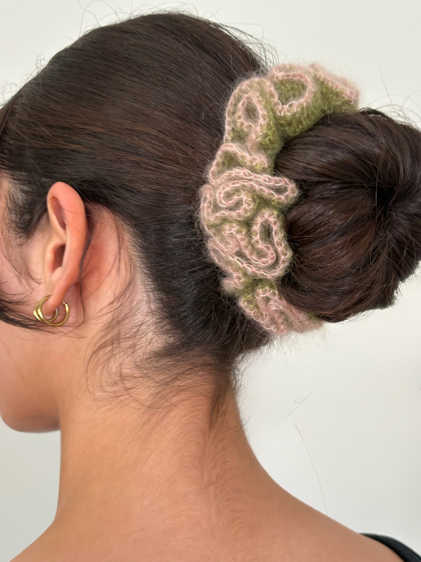 eina scrunchie (rue)