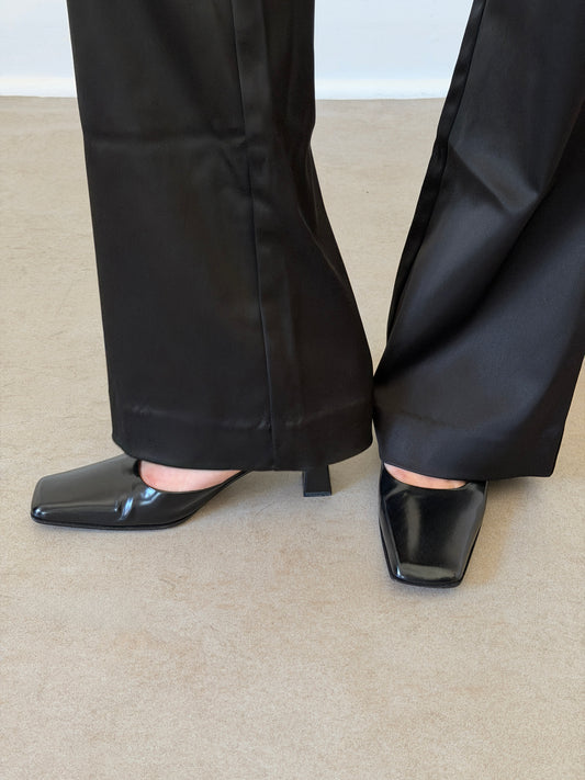 prada spring summer 1999 leather mules