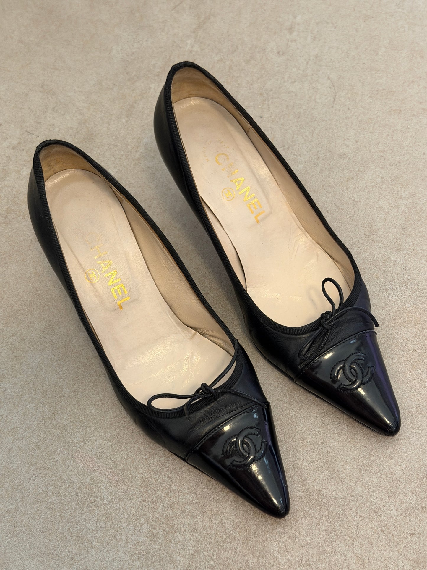 chanel pumps