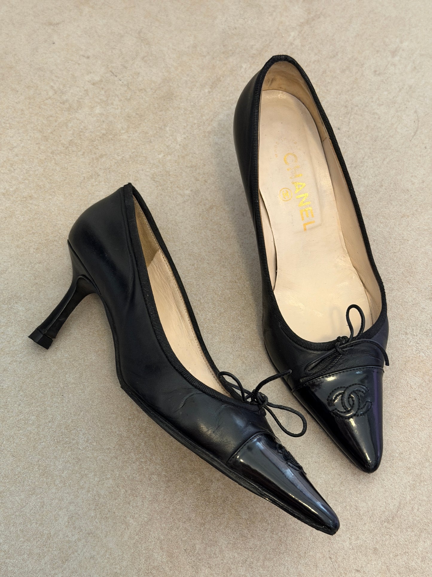 chanel pumps