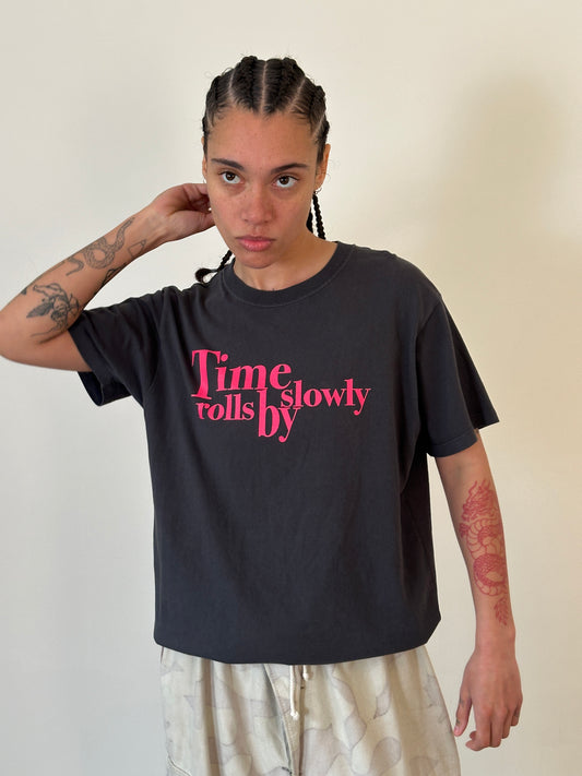 (rare) 80s tee “time rolls by slowly”