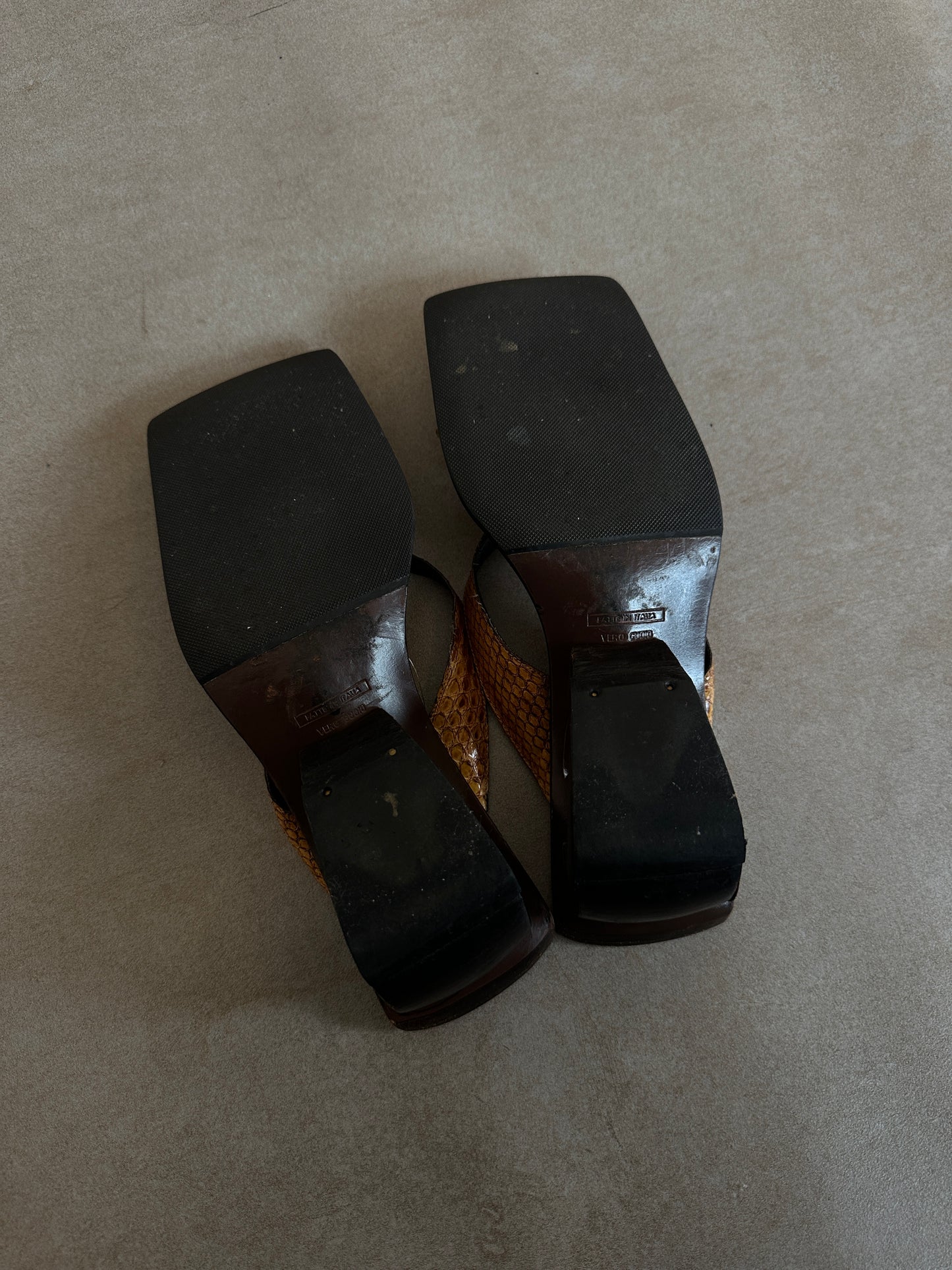 (rare) 90s gianni bravo sculptural thong mules